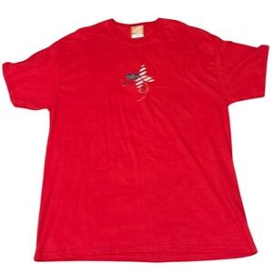 Red vintage 90s USA flag embroidered t-shirt #90s #USA #Vintage